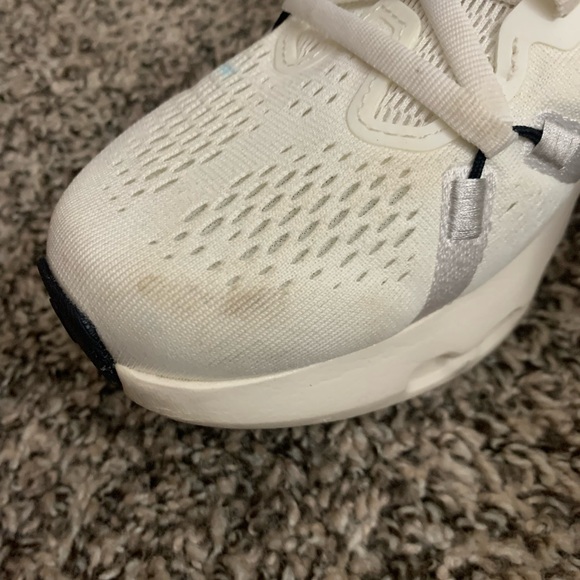 On Running Cloudsurfer 2 size 7.5 - Picture 6 of 7